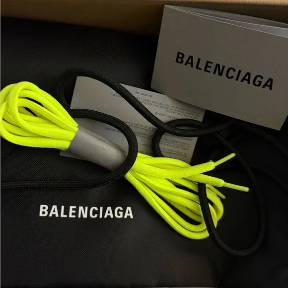 Women’s Balenciaga Bright Yellow Sneakers Size 35 - Picture 7 of 9